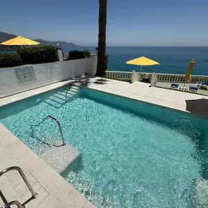 2* Hotel Paraiso Del Mar